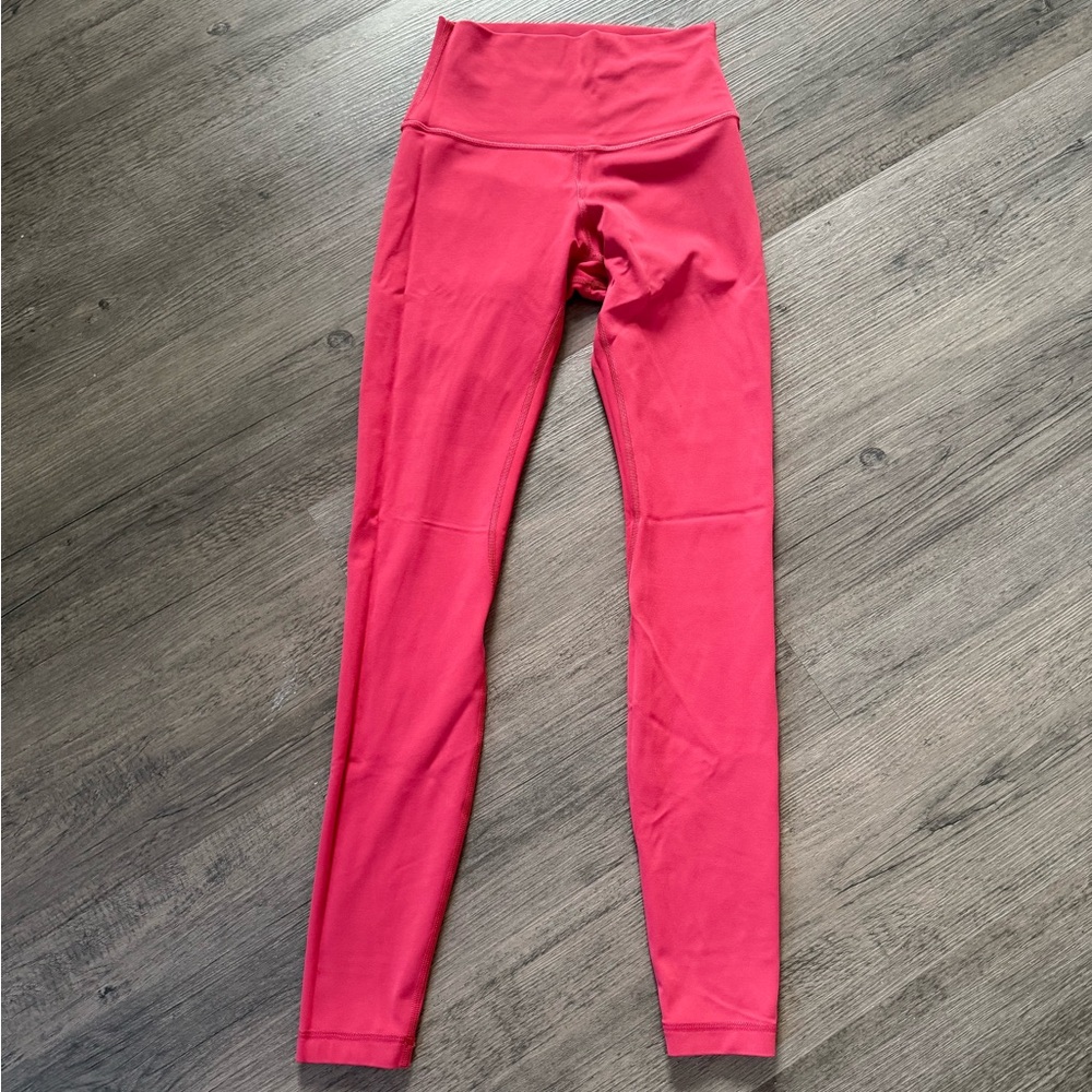 lululemon athletica Pink Leggings size 4 EUC Pale Raspberry